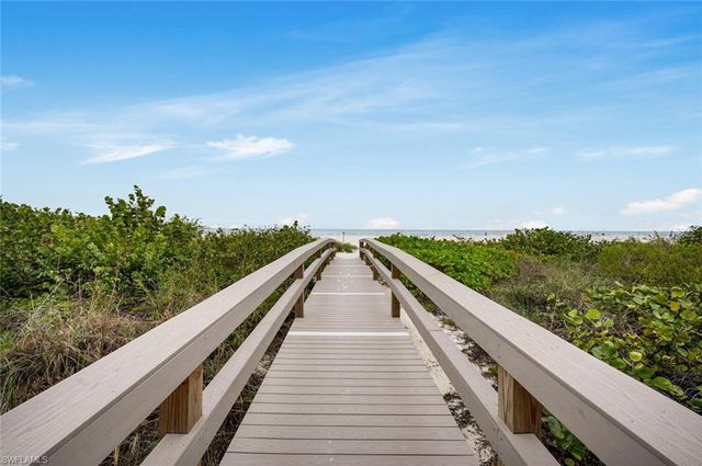 520 Collier BLVD 206, Marco Island, FL 34145