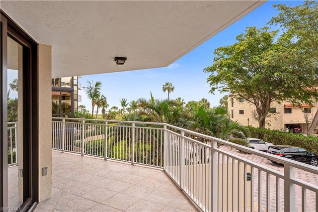 520 Collier BLVD 206, Marco Island, FL 34145