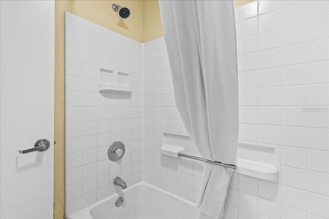 7601 CANADA AVENUE 202, Orlando, FL 32819