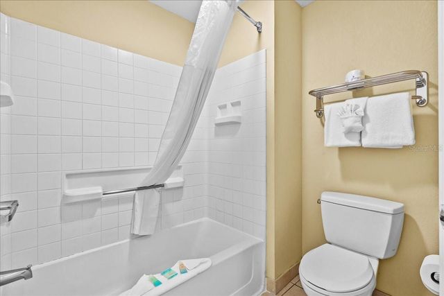 7601 CANADA AVENUE 202, Orlando, FL 32819