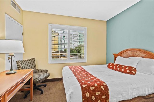 7601 CANADA AVENUE 202, Orlando, FL 32819