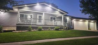 814 Heartland Hills Drive, Waterloo, IA 50701