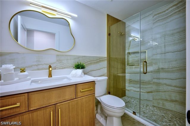 7846 Gardner DR 102, Naples, FL 34109
