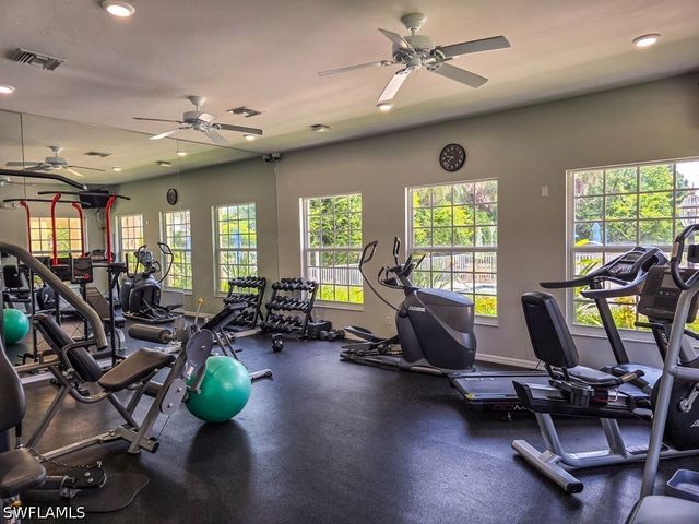 7846 Gardner DR 102, Naples, FL 34109