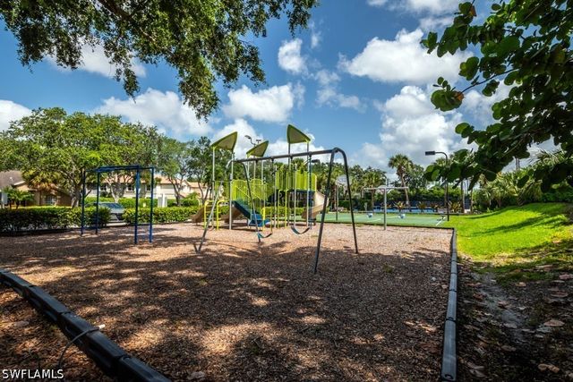 7846 Gardner DR 102, Naples, FL 34109