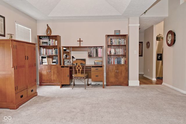 1829 Wynnewood Lane, Avon, IN 46123