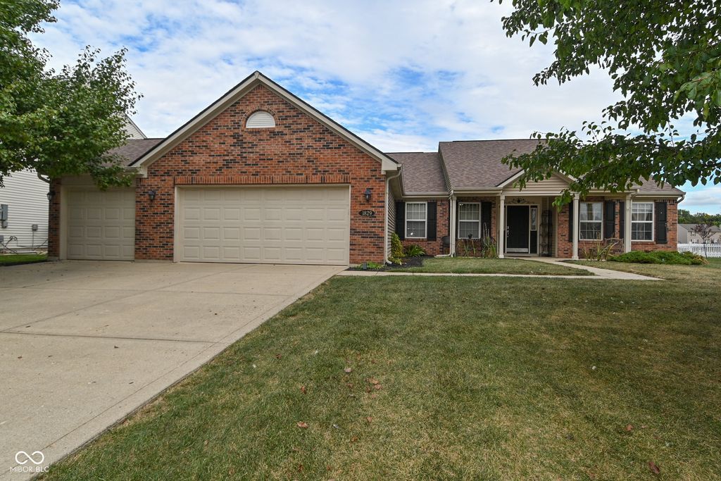 1829 Wynnewood Lane, Avon, IN 46123