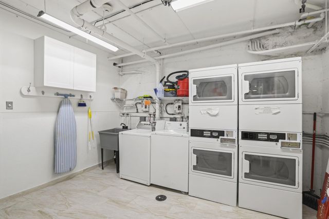 95 N Birch Road 704, Fort Lauderdale, FL 33304