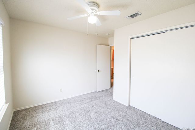 949 Schertz Parkway, Schertz, TX 78154