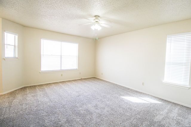 949 Schertz Parkway, Schertz, TX 78154