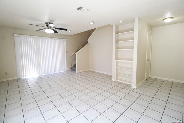 949 Schertz Parkway, Schertz, TX 78154