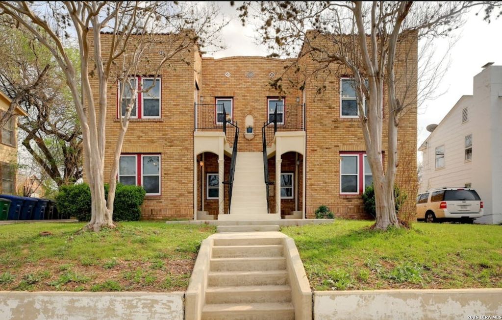 240 Claremont, San Antonio, TX 78209