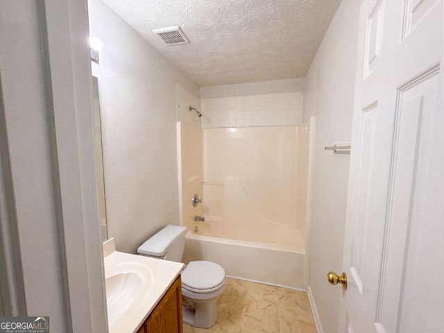 2492 Halcyon Way, Lawrenceville, GA 30044