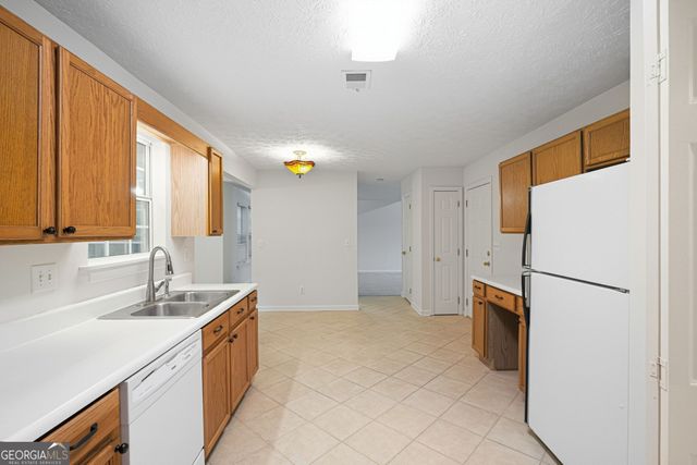 2492 Halcyon Way, Lawrenceville, GA 30044