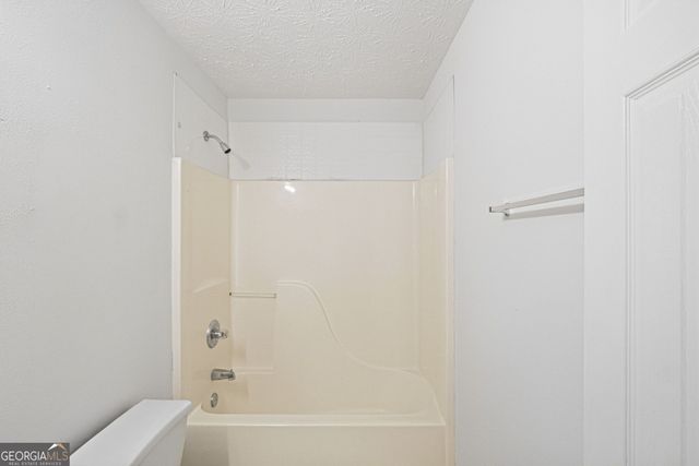 2492 Halcyon Way, Lawrenceville, GA 30044