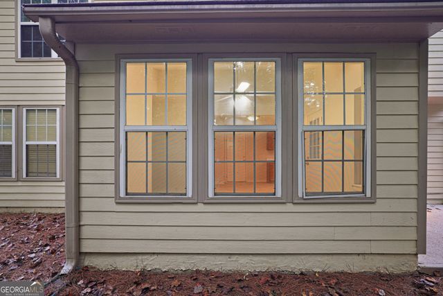 2492 Halcyon Way, Lawrenceville, GA 30044