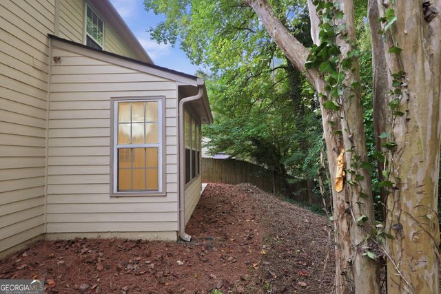 2492 Halcyon Way, Lawrenceville, GA 30044