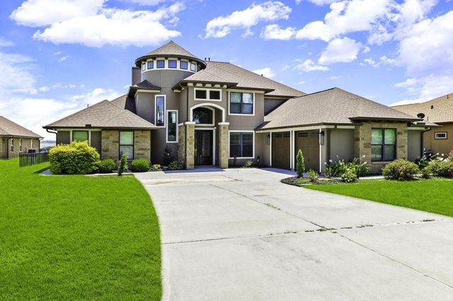 127 Bridgewater, Onalaska, TX 77360