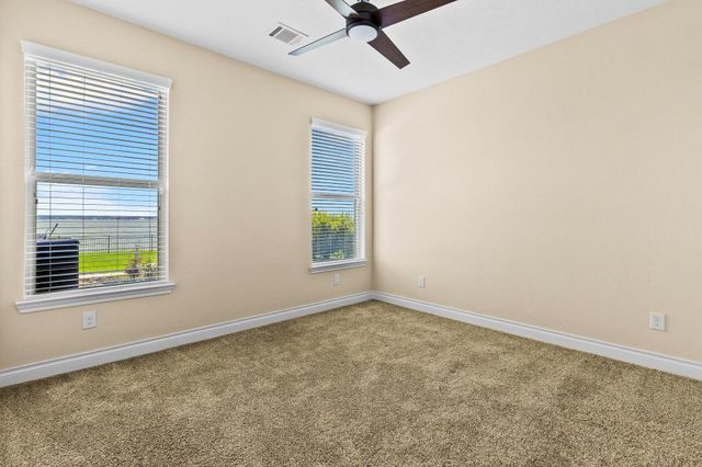 127 Bridgewater, Onalaska, TX 77360