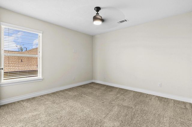 127 Bridgewater, Onalaska, TX 77360