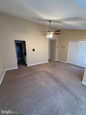 4221 DEVONWOOD WAY, Woodbridge, VA 22192