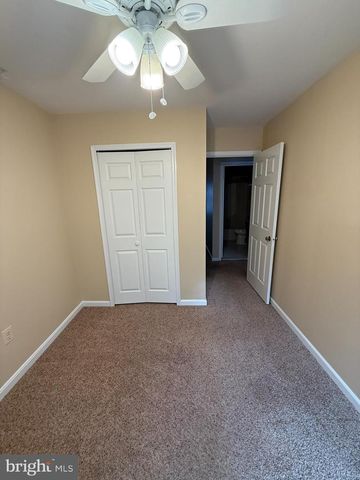 4221 DEVONWOOD WAY, Woodbridge, VA 22192