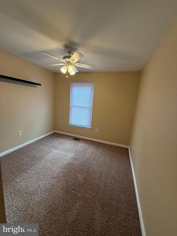 4221 DEVONWOOD WAY, Woodbridge, VA 22192