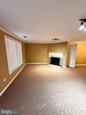 4221 DEVONWOOD WAY, Woodbridge, VA 22192