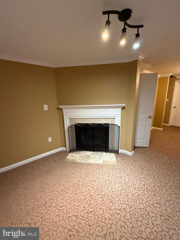 4221 DEVONWOOD WAY, Woodbridge, VA 22192