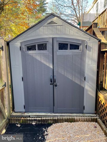 4221 DEVONWOOD WAY, Woodbridge, VA 22192