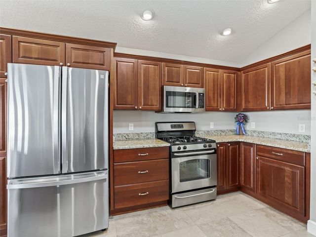 550 LITTLE RIVER PATH, The Villages, FL 32162