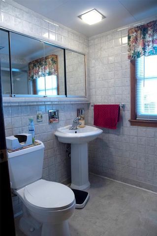 2428 4th Street, Eau Claire, WI 54703