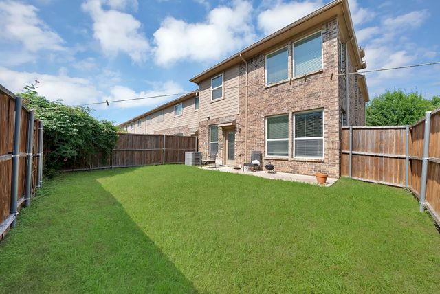 1946 Sherburne Street, Lewisville, TX 75067