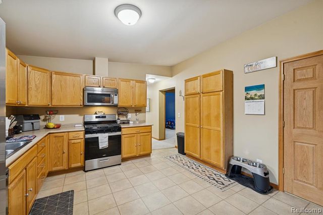 4599 Wheeler Road, Fowlerville, MI 48836