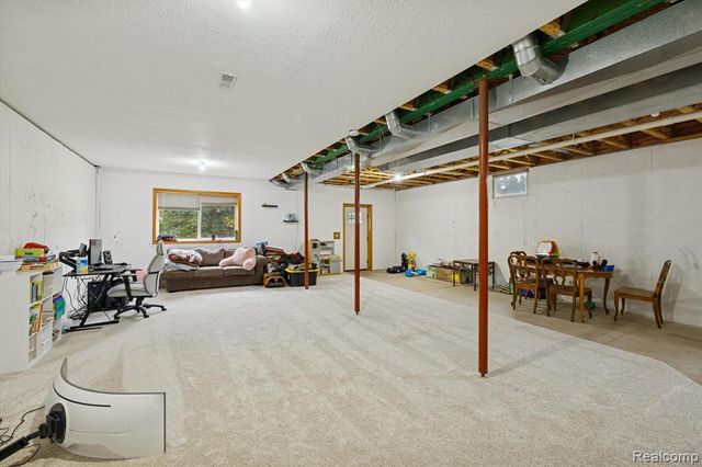 4599 Wheeler Road, Fowlerville, MI 48836