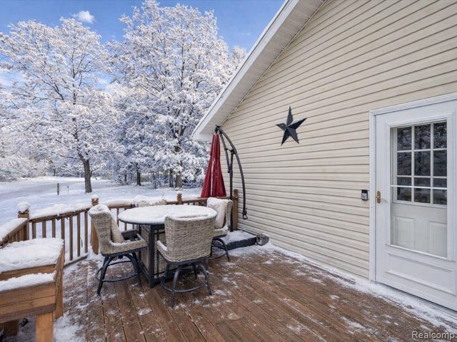 4599 Wheeler Road, Fowlerville, MI 48836