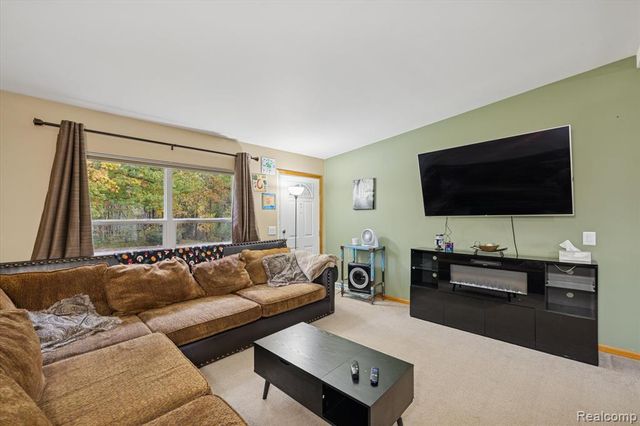 4599 Wheeler Road, Fowlerville, MI 48836