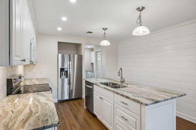 101 Ellington Pl, Madison, TN 37115