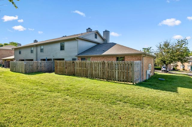 101 Ellington Pl, Madison, TN 37115