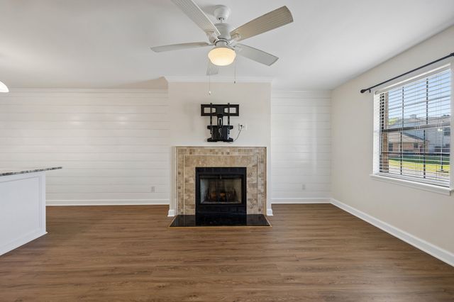101 Ellington Pl, Madison, TN 37115