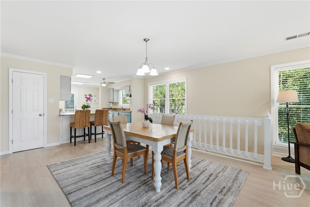 Image 10 of property listing at 6 Taylor Street, Tybee Island, GA 31328