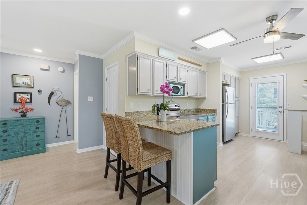 Image 13 of property listing at 6 Taylor Street, Tybee Island, GA 31328