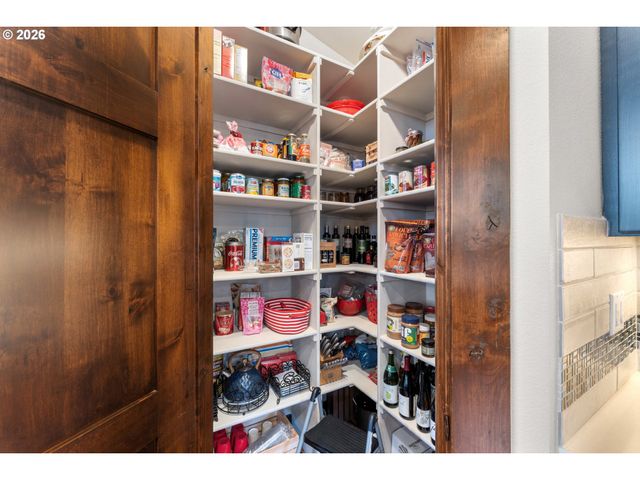 11963 Se DORSET Ln, Happy Valley, OR 97086