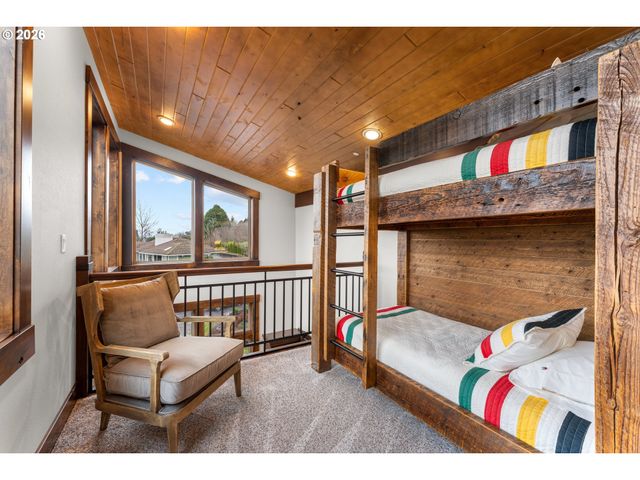 11963 Se DORSET Ln, Happy Valley, OR 97086