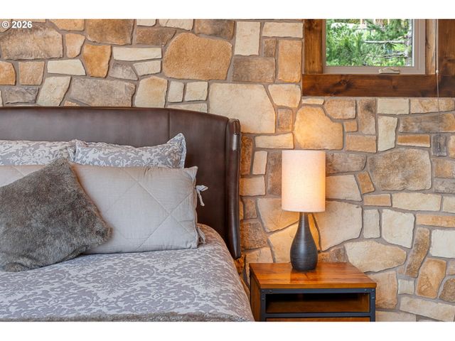 11963 Se DORSET Ln, Happy Valley, OR 97086