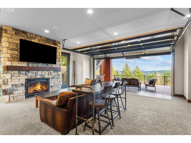 11963 Se DORSET Ln, Happy Valley, OR 97086