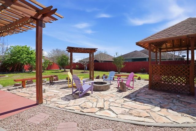 6914 Sir Moses, Corpus Christi, TX 78414