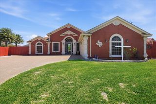 6914 Sir Moses, Corpus Christi, TX 78414