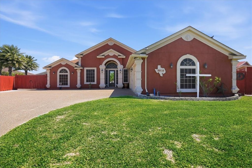 6914 Sir Moses, Corpus Christi, TX 78414