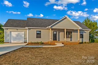986 Tabor Road, Olin, NC 28660